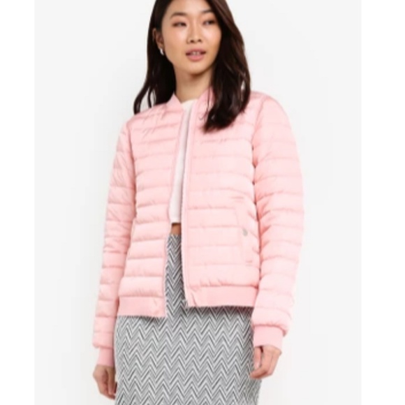 Pink puffer jacket - EUC ;) - Picture 2 of 8